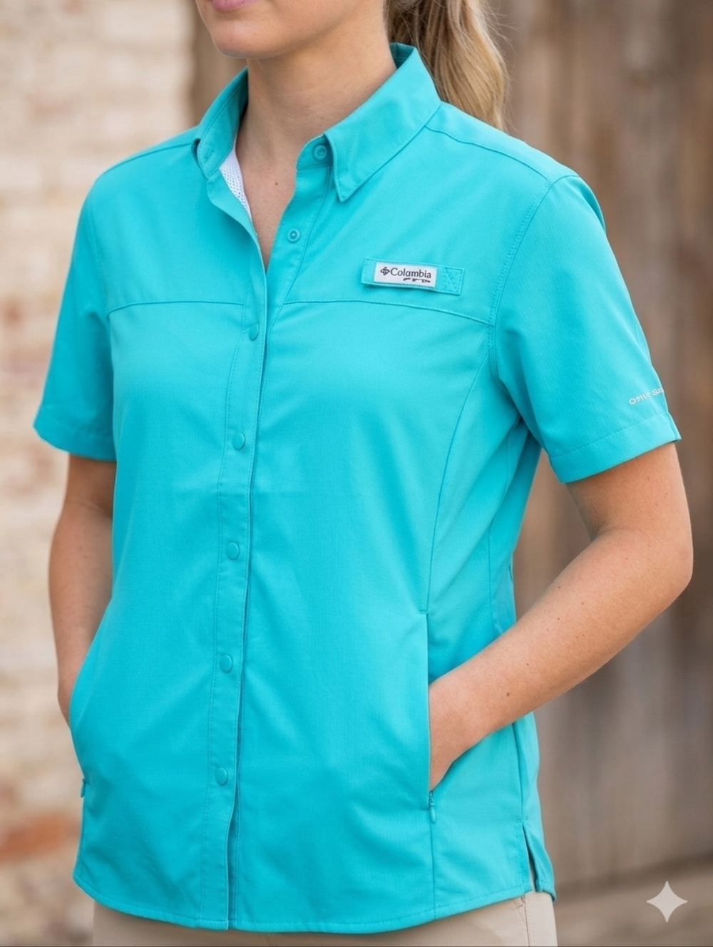 Columbia PFG Vented Short Sleeve Fishing Shirt - Turquoise Blue - Women’s Size M